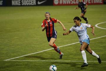 3-0，1-0！大胜+点球制胜！世界杯太精彩，8强诞生2席，黑马出局（配图示意）